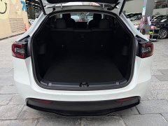 Tesla Model Y long-range all-wheel drive version - фото 11