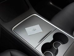 Tesla Model Y long-range all-wheel drive version - фото 5