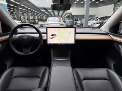 Tesla Model Y long-range all-wheel drive version - фото 9