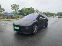 Li Auto Ideal i6 four-wheel drive standard version - фото 1