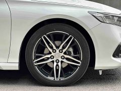 Honda Accord 260TURBO Magic Night Premium Edition - фото 4
