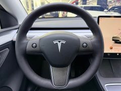 Tesla Model Y rear-wheel drive version - фото 11