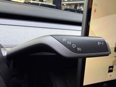 Tesla Model Y rear-wheel drive version - фото 12