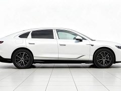 Voyah Lantu Zhuiguang 2024 PHEV AWD Ultra-Long Range Executive Edition - фото 6