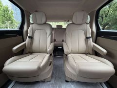 Buick GL8 Land Business Class First Edition - фото 12
