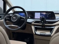 Buick GL8 Land Business Class First Edition - фото 7