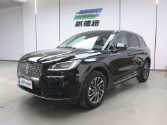 Lynk & Co Adventurer 2022 2.0T two-wheel drive exclusive edition - фото 1