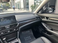 Honda Accord 260TURBO Magic Night Premium Edition - фото 11