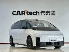 Li Auto Ideal MEGA Home Family Special Edition - фото 3