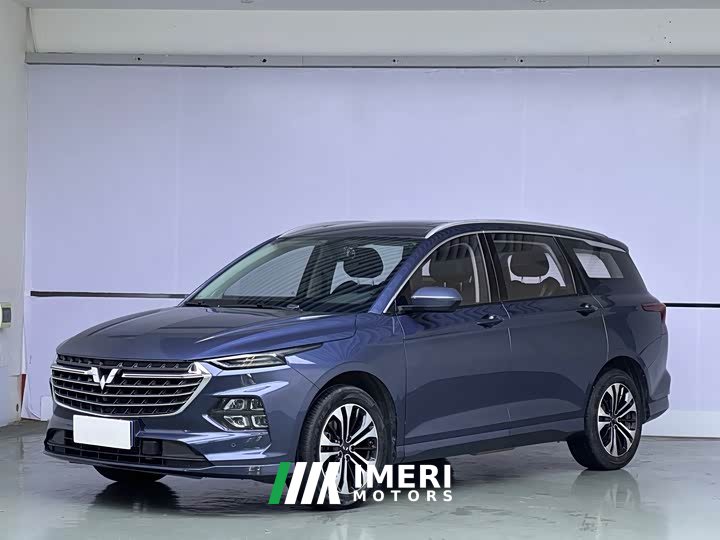 Wuling Capgemini 2020 1.5T CVT flagship - автомобиль из Китая