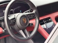 Porsche Taycan - фото 9
