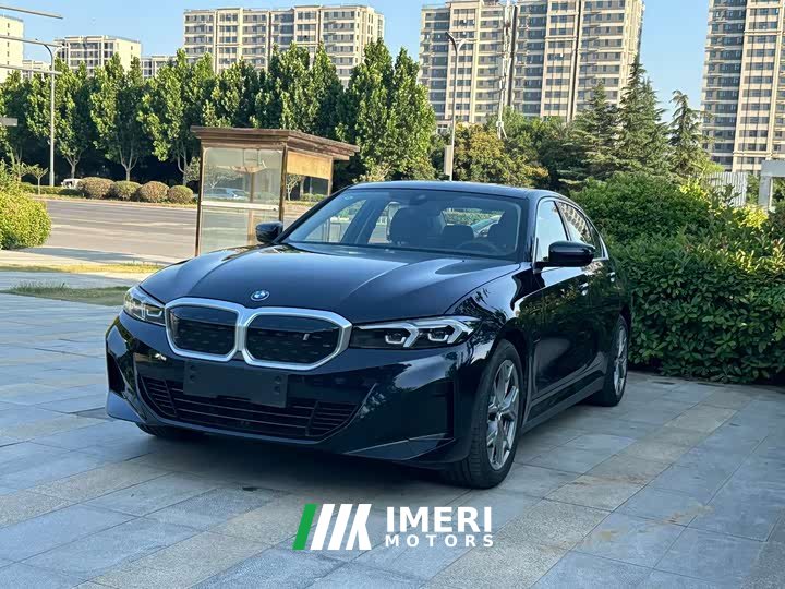 BMW i3 2024 eDrive 35 L - автомобиль из Китая