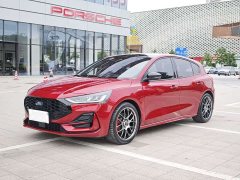 Lynk & Co Focus Hatchback EcoBoost 180 Automatic ST Line - фото 1