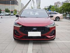 Lynk & Co Focus Hatchback EcoBoost 180 Automatic ST Line - фото 2
