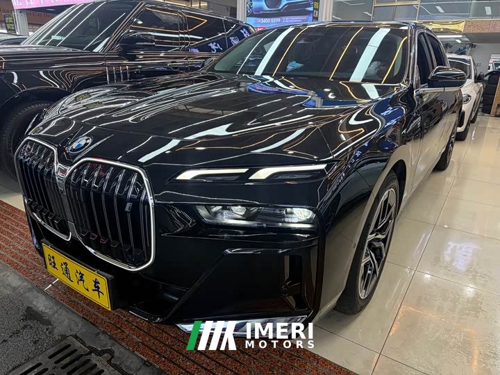 BMW i7 2023 eDrive50L Leading M Sports Package - автомобиль из Китая