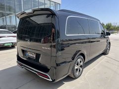 Mercedes-Benz Vito 2024 2.0T Elite Edition 7 seats - фото 12