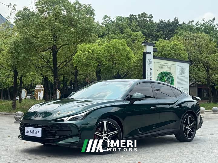 Lynk & Co MG7 2.0T Trophy Intelligent Driving Edition - автомобиль из Китая