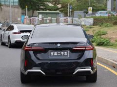 BMW 5 Series 530Li Leading M Sports Package - фото 5