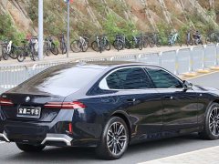BMW 5 Series 530Li Leading M Sports Package - фото 6