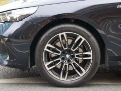 BMW 5 Series 530Li Leading M Sports Package - фото 8