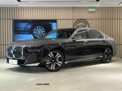 BMW i7 2023 xDrive60L M Sports Package - фото 1