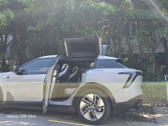 Lynk & Co Gaohe HiPhi Y 810km long range version - фото 7