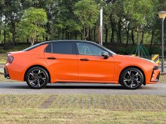 Lynk & Co 03 2025 1.5TD DCT Champion Edition Pro - фото 10