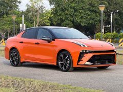 Lynk & Co 03 2025 1.5TD DCT Champion Edition Pro - фото 3