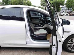 BYD Qin PLUS Honor Edition DM-i 55KM Transcendent Type - фото 17
