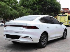BYD Qin PLUS Honor Edition DM-i 55KM Transcendent Type - фото 7