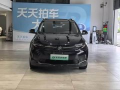 Lynk & Co Weilan 7 652E connected smart - фото 2