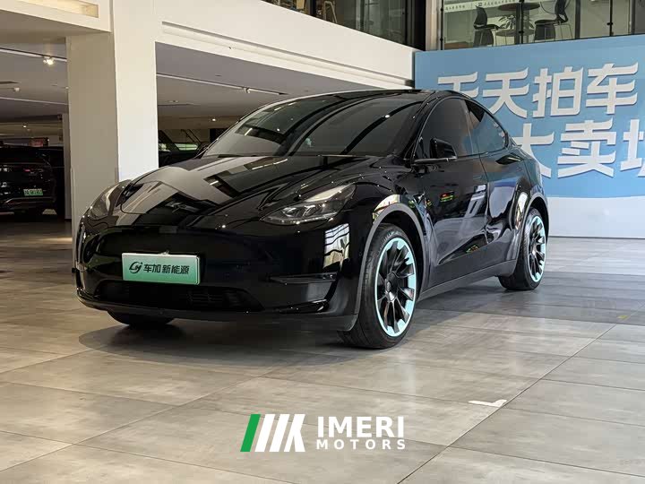 Tesla Model Y 2022 facelift, long-range all-wheel drive version - автомобиль из Китая