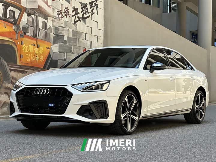 Audi A4L 40 TFSI luxury and dynamic - автомобиль из Китая