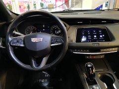 Cadillac XT4 28T two-wheel drive leading - фото 11
