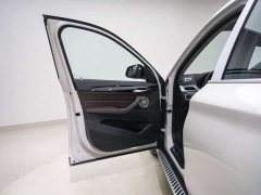 BMW X1 sDrive25Li Leading - фото 12