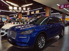 Lynk & Co Adventurer 2.0T two-wheel drive exclusive edition - фото 1