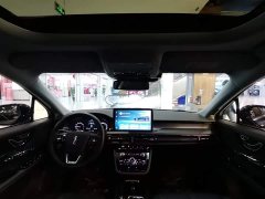 Lynk & Co Adventurer 2.0T two-wheel drive exclusive edition - фото 10