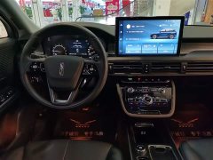 Lynk & Co Adventurer 2.0T two-wheel drive exclusive edition - фото 9