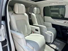 Buick GL8 New Energy 2024 Lu Zun Exclusive Edition 7 seats - фото 12