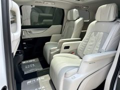 Buick GL8 New Energy 2024 Lu Zun Exclusive Edition 7 seats - фото 9