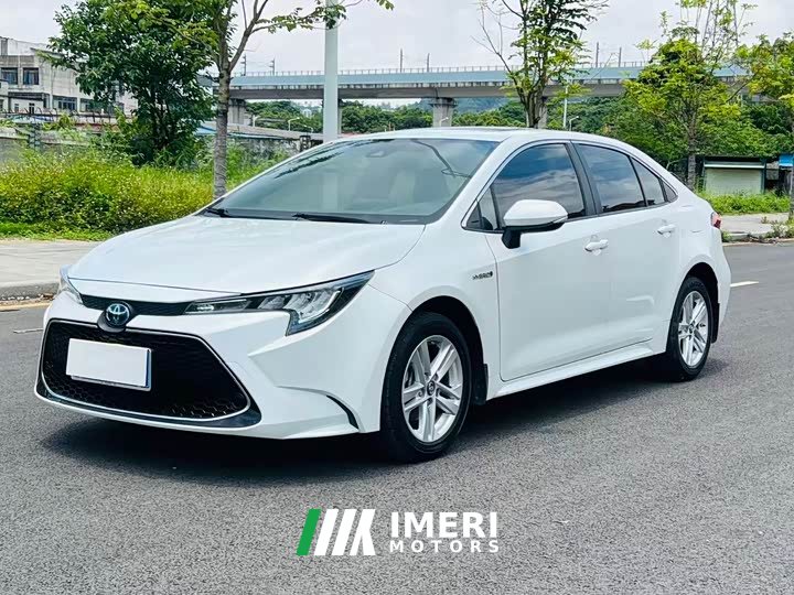 Toyota Levin Hybrid 1.8H E-CVT Deluxe Edition - автомобиль из Китая