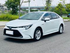 Toyota Levin Hybrid 1.8H E-CVT Deluxe Edition - фото 1