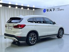BMW X1 2021 facelift sDrive25Li leading - фото 5