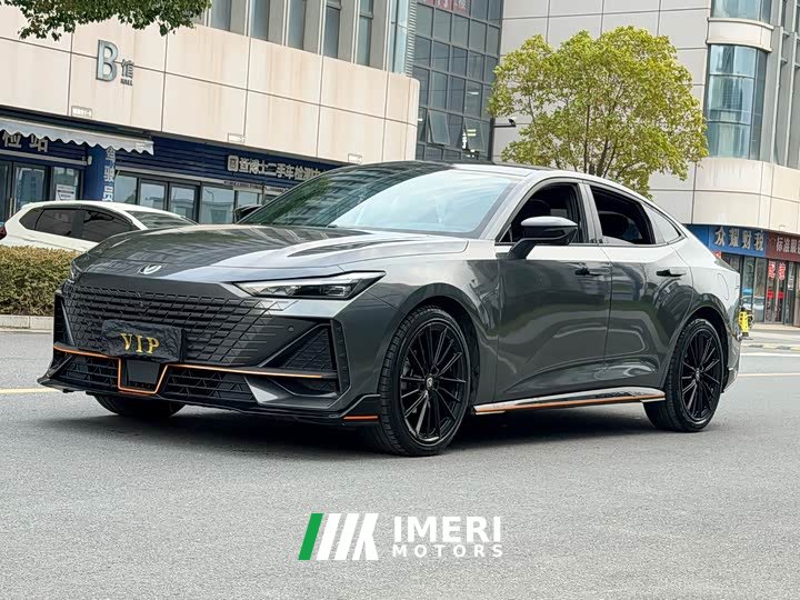 Changan UNI-V 1.5T sports version - автомобиль из Китая