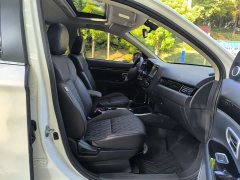 Mitsubishi Outlander 2.4L four-wheel drive exclusive version 7 seats - фото 11