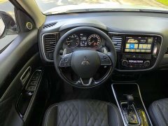 Mitsubishi Outlander 2.4L four-wheel drive exclusive version 7 seats - фото 14