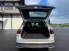 Volkswagen Tiguan L 2023 280TSI automatic two-wheel drive Chaochuang limited edition - фото 19