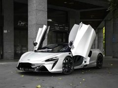 Lynk & Co Artura 2023 3.0T Hybrid Standard - фото 2