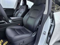 Tesla Model Y rear-wheel drive version - фото 10
