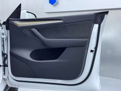 Tesla Model Y rear-wheel drive version - фото 18